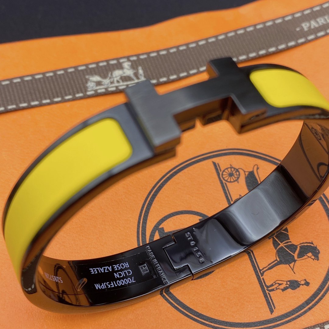 [Triumph Jewelry]CLIC HM SO BLACK YELLOW BRACELET