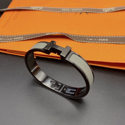 [Triumph Jewelry]CLIC HM SO BLACK GREY BRACELET