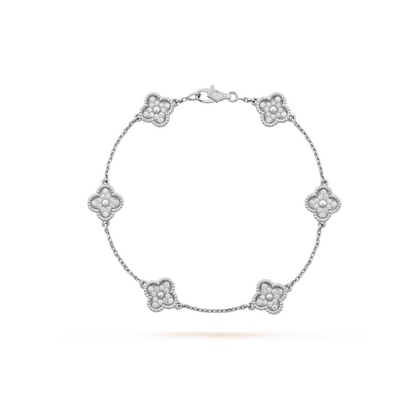 [Triumph Jewelry]CLOVER 6 MOTIF SILVER DIAMOND BRACELET
