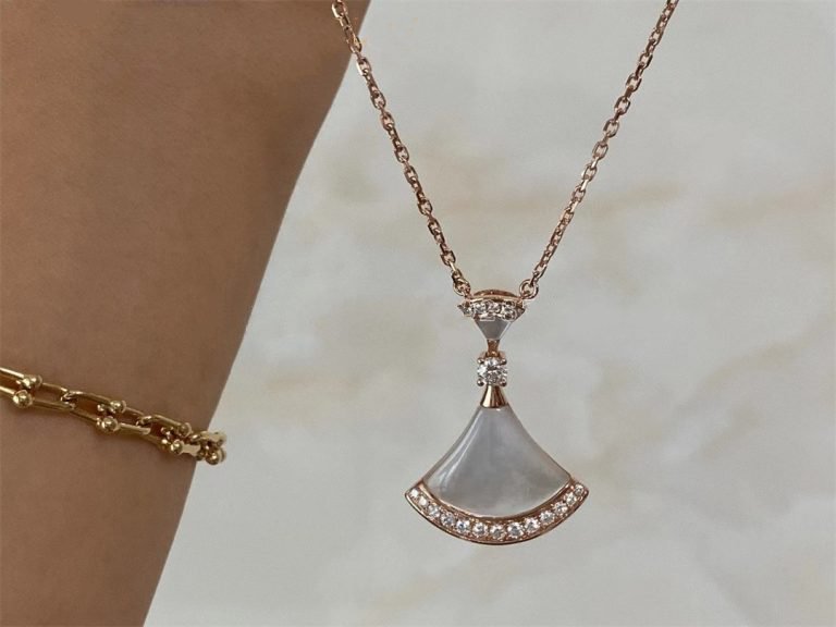 [Triumph Jewelry]DREAM NECKLACE MOP PINK GOLD DIAMOND
