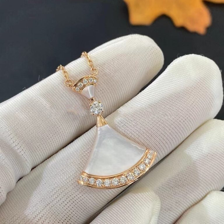 [Triumph Jewelry]DREAM NECKLACE MOP PINK GOLD DIAMOND