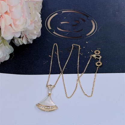 [Triumph Jewelry]DREAM NECKLACE MOP GOLD DIAMOND