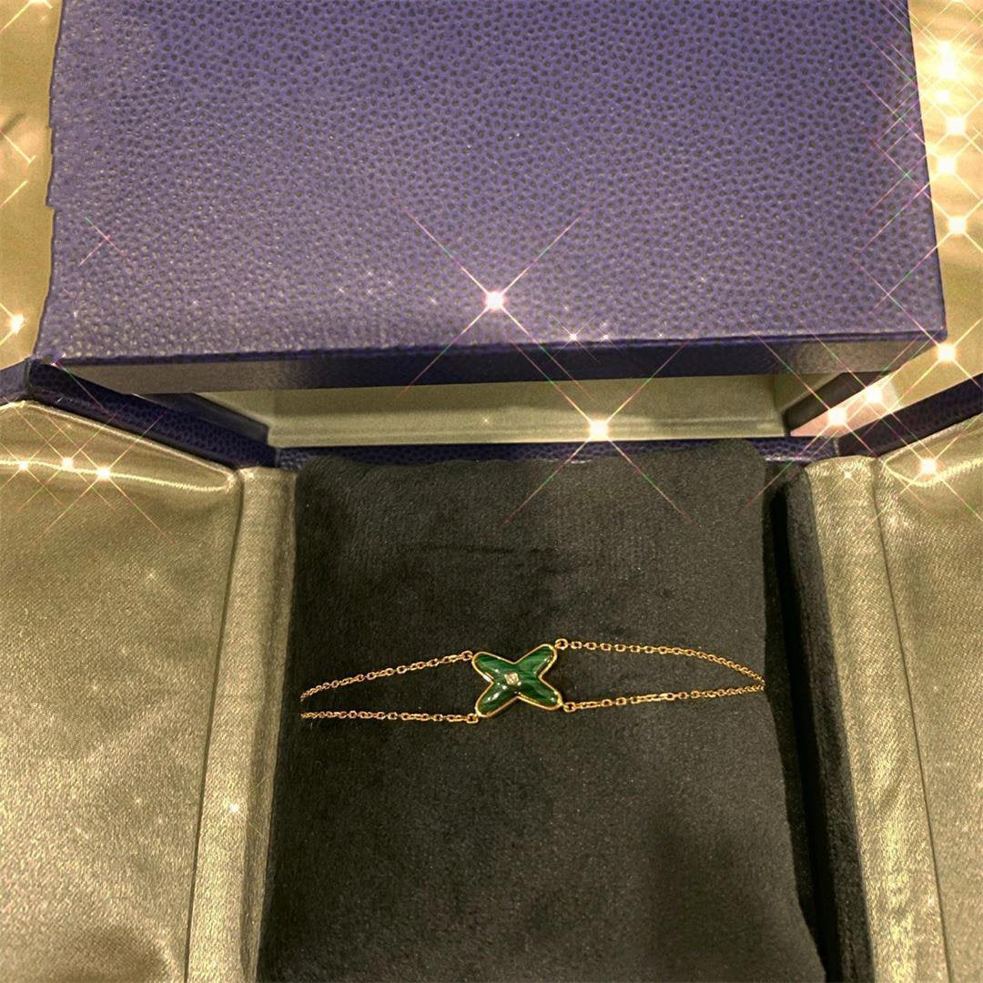 [Triumph Jewelry]JEUX BRACELET MALACHITE PINK GOLD 1 DIAMOND