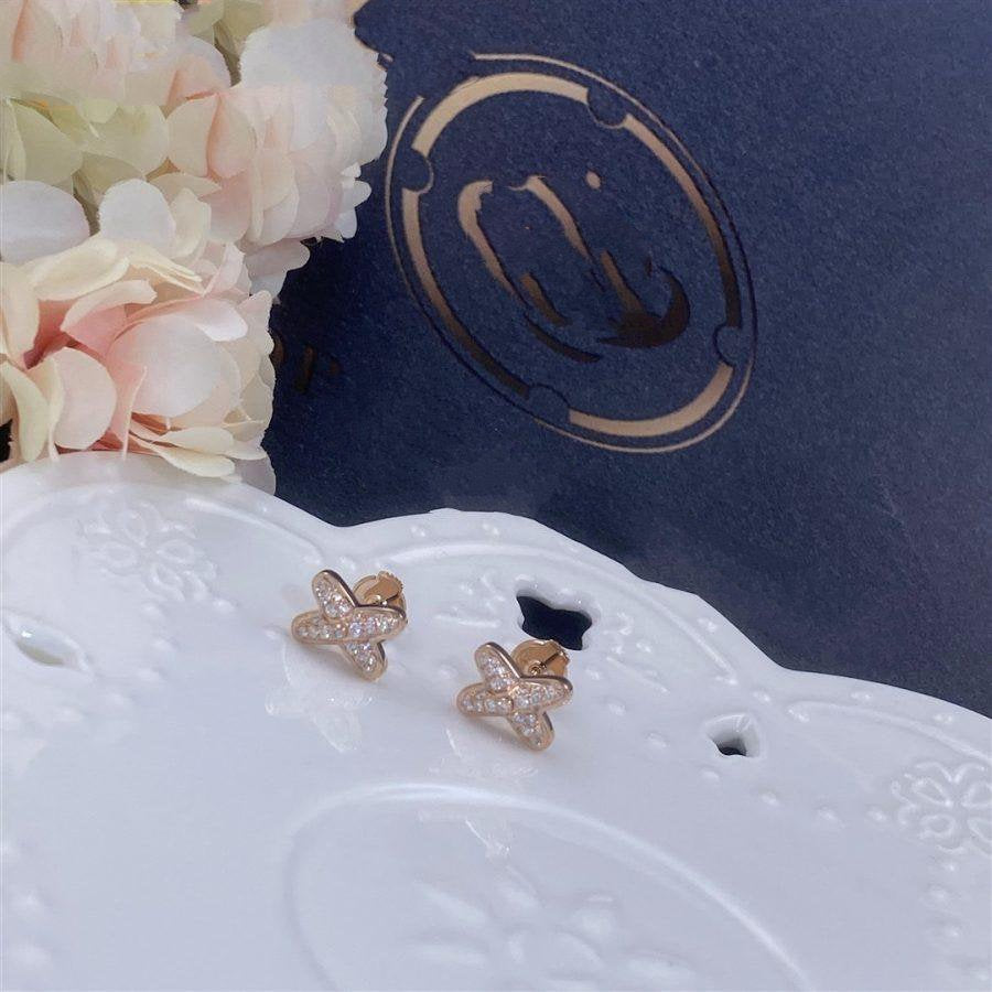 [Triumph Jewelry]JEUX DE PINK GOLD DIAMOND EARRINGS