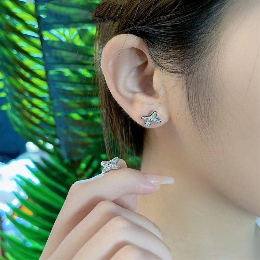 [Triumph Jewelry]JEUX DE SILVER DIAMOND EARRINGS