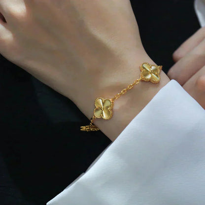 [Triumph Jewelry] CLOVER 5 MOTIF LASER BRACELET COLLECTION