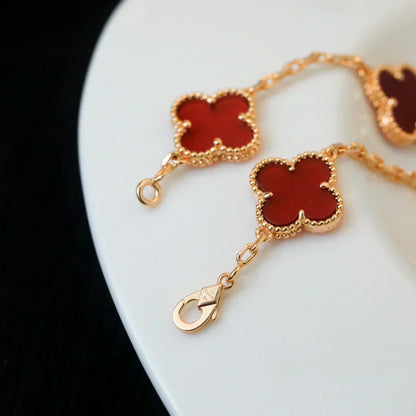 [Triumph Jewelry] CLOVER 5 MOTIF RED CORNELIAN BRACELET COLLECTION