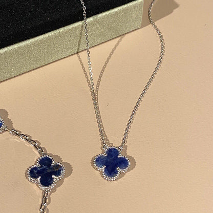 [Triumph Jewelry]CLOVER 15MM PIETERSITE NECKLACE SILVER