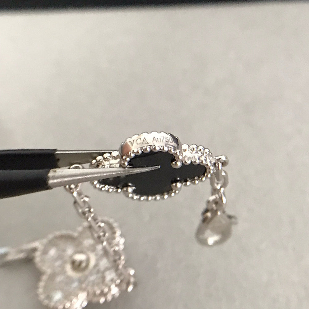 [Triumph Jewelry] CLOVER 5 MOTIF ONYXS BRACELET COLLECTION