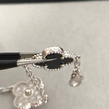 [Triumph Jewelry] CLOVER 5 MOTIF ONYXS BRACELET COLLECTION