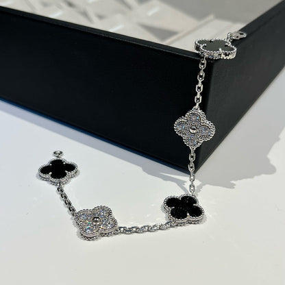 [Triumph Jewelry] CLOVER 5 MOTIF ONYXS BRACELET COLLECTION