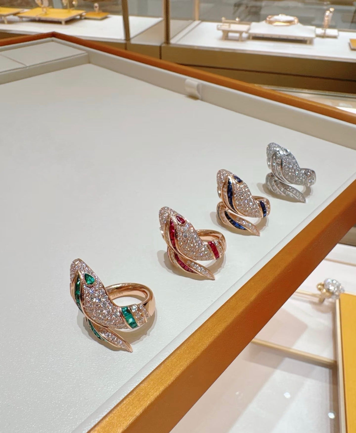[Triumph Jewelry]BRAND NEW LUXURY RED SNAKE RING