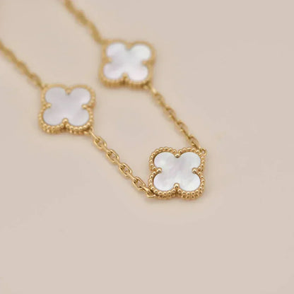 [Triumph Jewelry]CLOVER WHITE PEARL MOP 5 MOTIF BRACELET COLLECTION