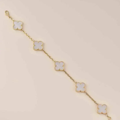 [Triumph Jewelry]CLOVER WHITE PEARL MOP 5 MOTIF BRACELET COLLECTION