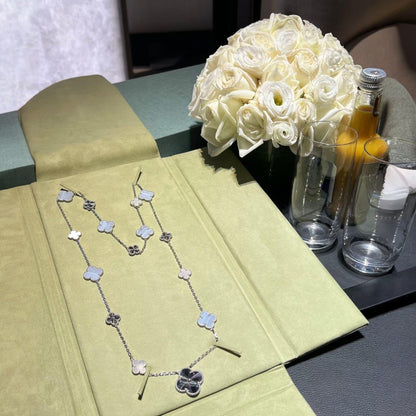 [Triumph Jewelry]DETACHABLE CLOVER 15(11+4) FLOWER SILVER NECKLACE SET