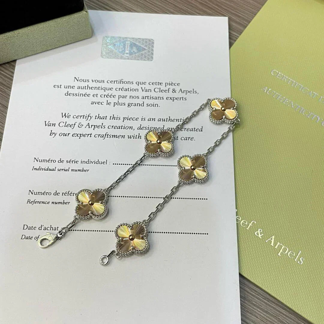 [Triumph Jewelry] CLOVER 5 MOTIF LASER BRACELET COLLECTION