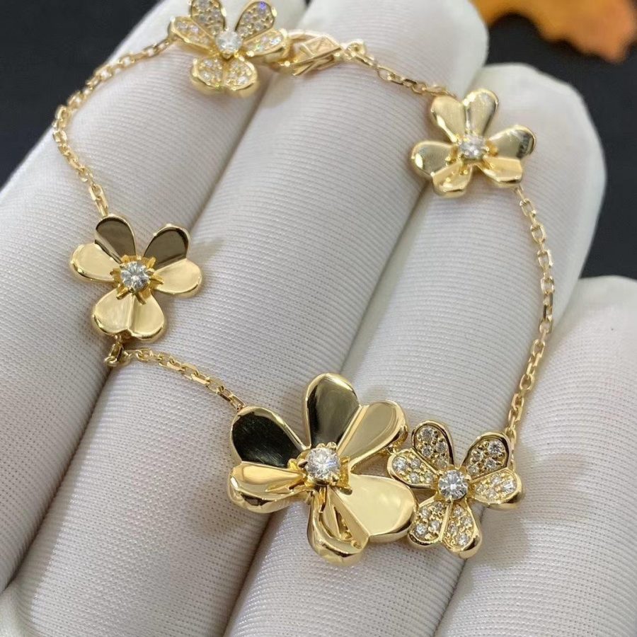 [Triumph Jewelry]FRIVOLE GOLD 5 FLOWERS BRACELET