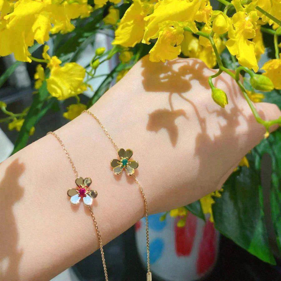 [Triumph Jewelry]FRIVOLE GOLD FLOWER PINK MALACHITE BRACELET