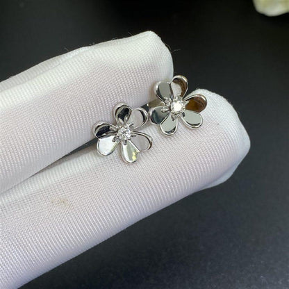 [Triumph Jewelry]FRIVOLE MINI SILVER FLOWER EARRINGS