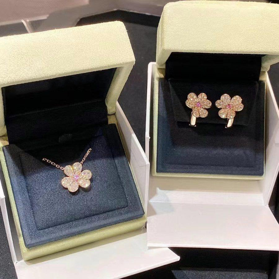 [Triumph Jewelry]FRIVOLE ROSE GOLD FLOWER DIAMOND NECKLACE