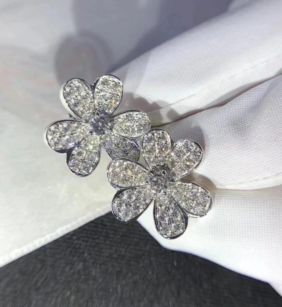 [Triumph Jewelry]FRIVOLE SILVER FLOWER DIAMOND EARRINGS