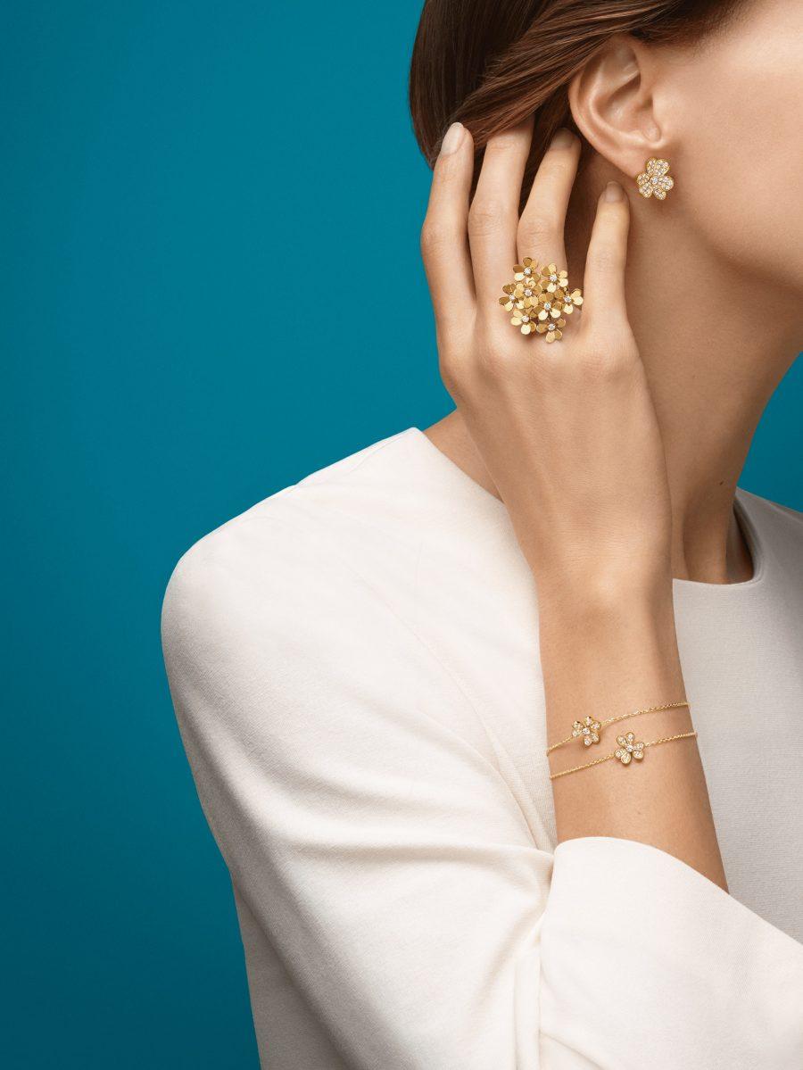 [Triumph Jewelry]FRIVOLE GOLD FLOWER DIAMOND EARRINGS