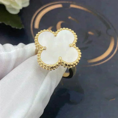 [Triumph Jewelry]CLOVER WHITE MOP RING
