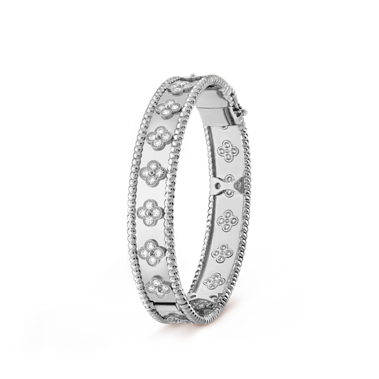 [Triumph Jewelry]CLOVER BRACELET 8MM DIAMONDS