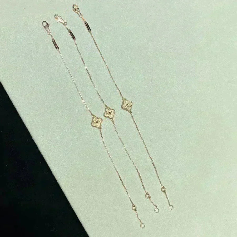 [Triumph Jewelry]CLOVER SINGLE FLOWER BRACELET