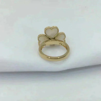 [Triumph Jewelry]SWEET CLOVER WHITE MOP RING
