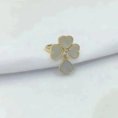 [Triumph Jewelry]SWEET CLOVER WHITE MOP RING