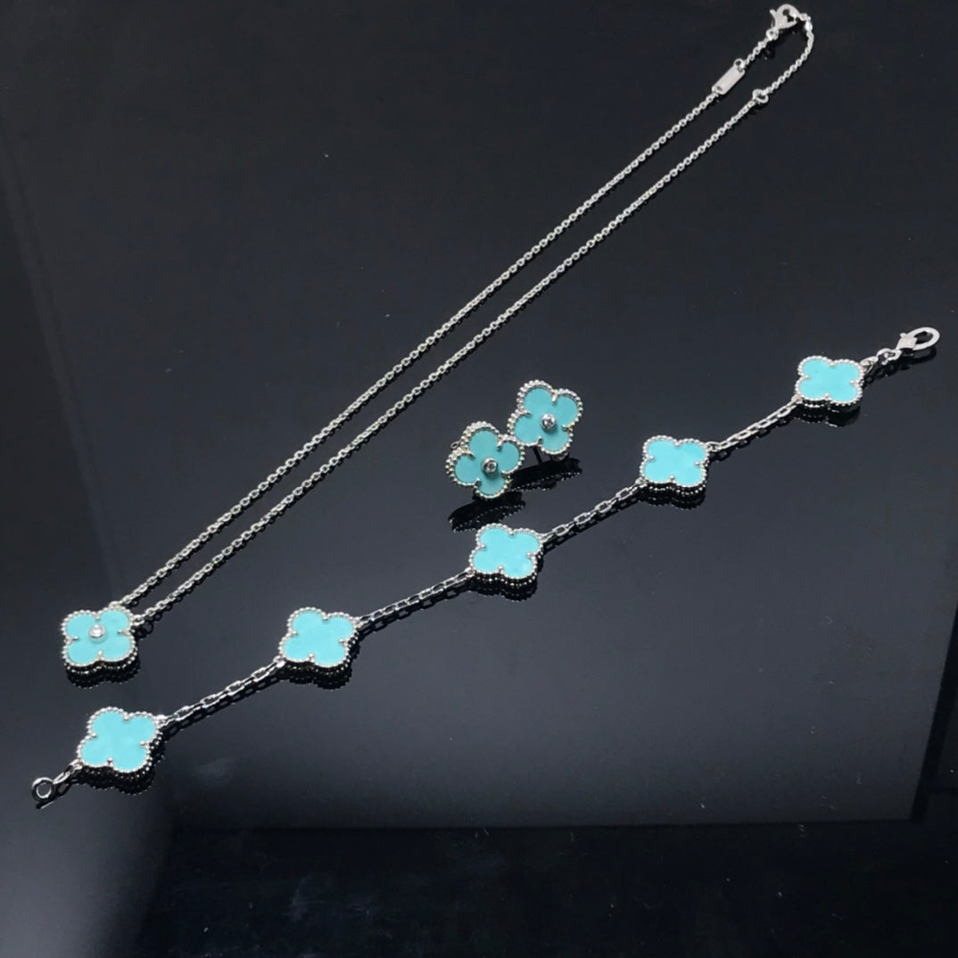 [Triumph Jewelry]CLOVER 1 DIAMOND BLUE SKY SILVER EARRINGS
