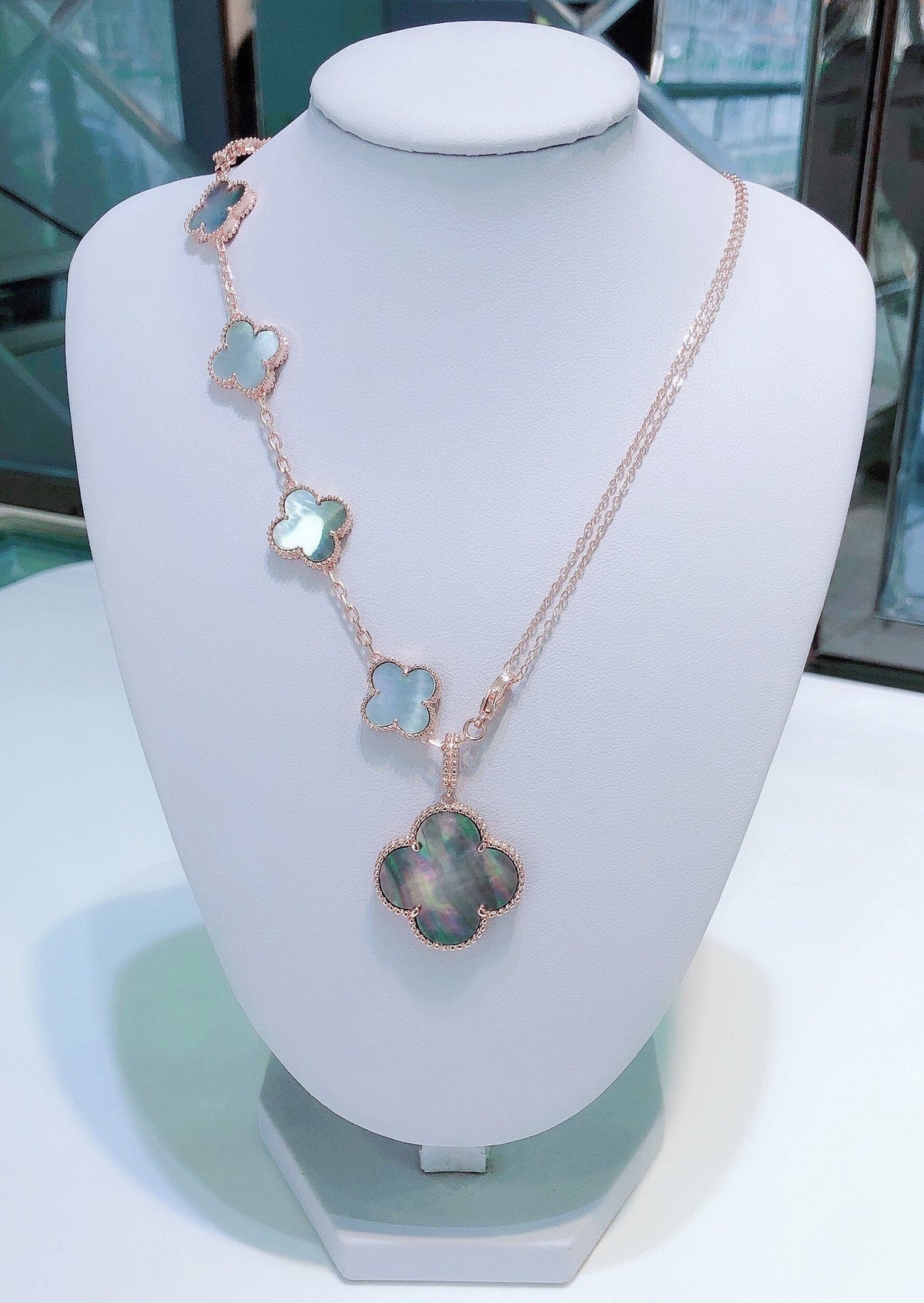 [Triumph Jewelry]COMBINED BRACELET 5 MOTIFS AND NECKLACE DARK MOP ROSE GOLD