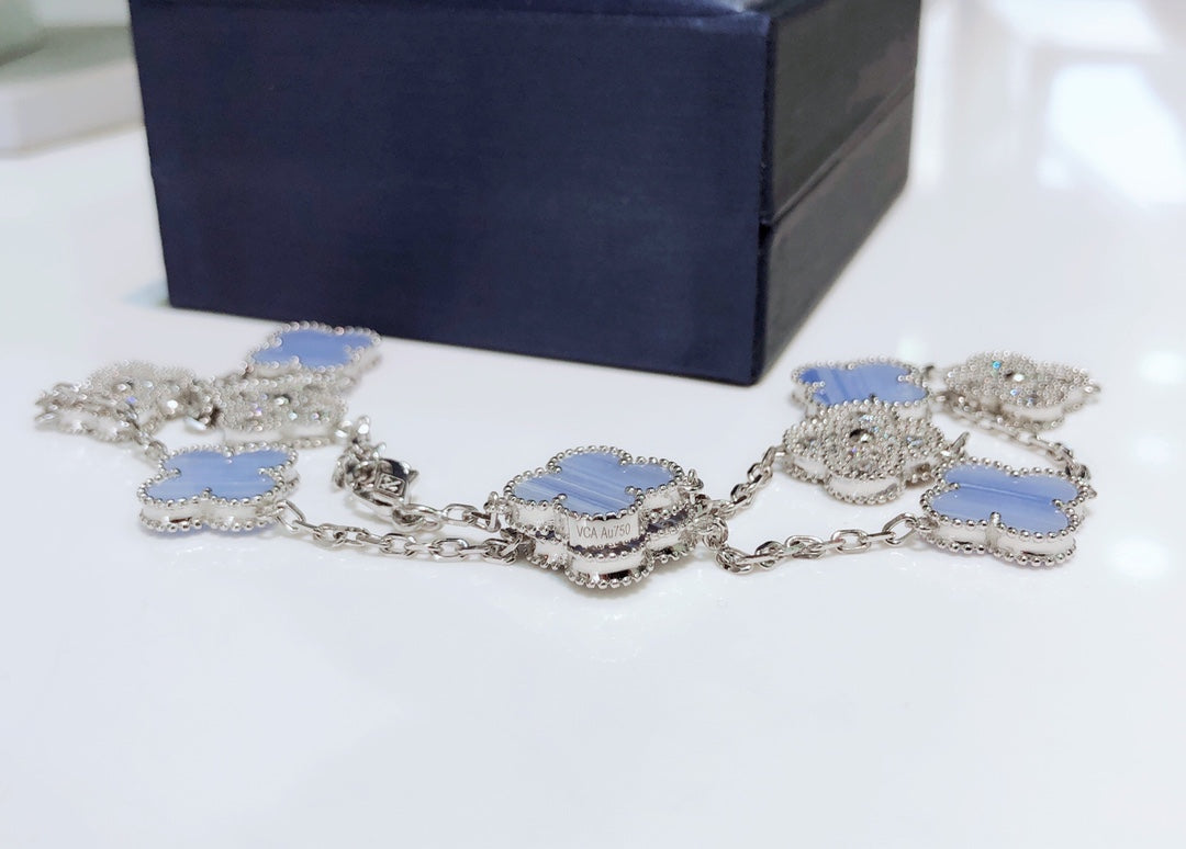 [Triumph Jewelry]CLOVER 10 MOTIFS CHALCEDONY DIAMONDS SILVER NECKLACE