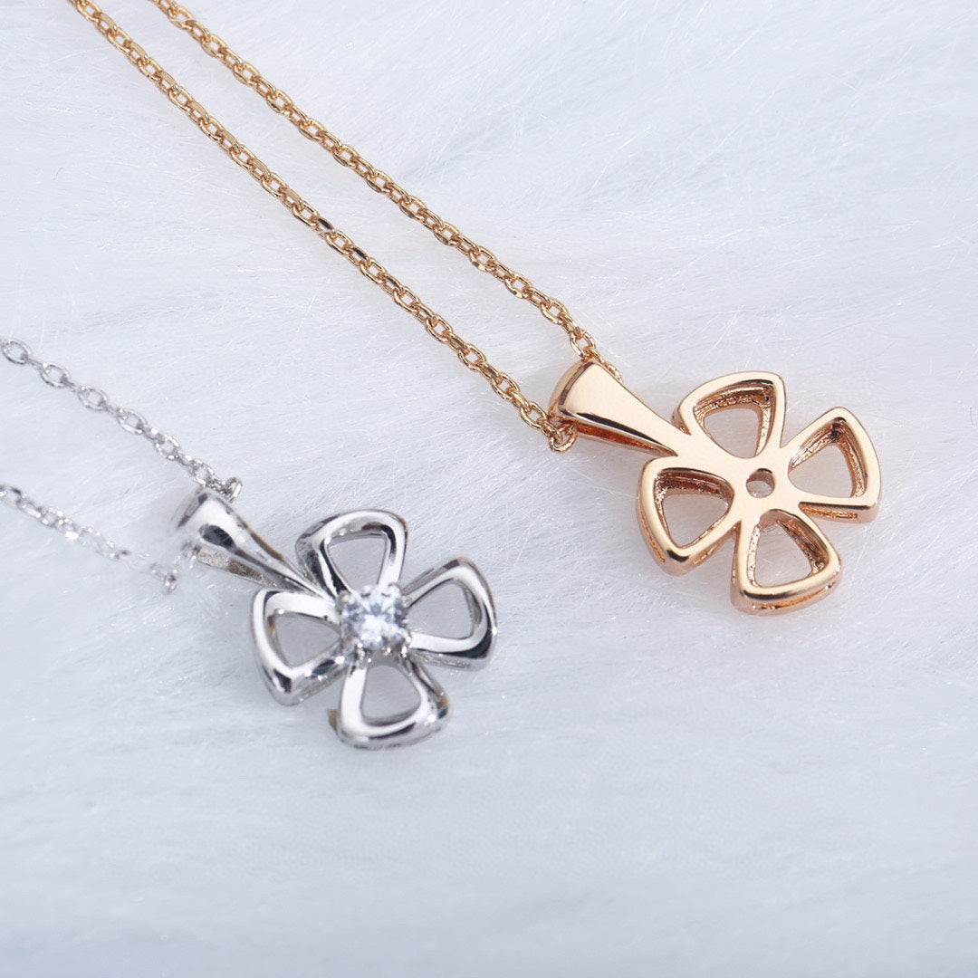 [Triumph Jewelry]FIOREVER NECKLACE DIAMOND CENTER